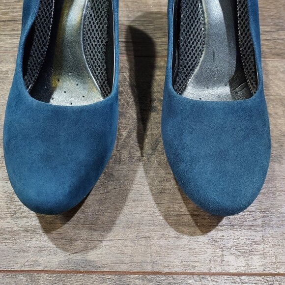 Shoes Easy Spirit Blue Suede 3 Inch High Heel Pumps Anti Gravity USA Size 7.5 - Picture 10 of 13
